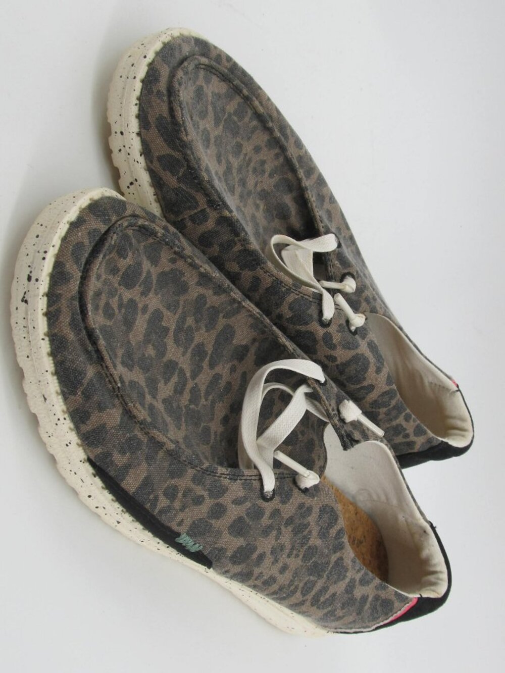 Hey Dudes Wendy Jungle Brown Shoes Women Size 10 Cheetah Print Leopard